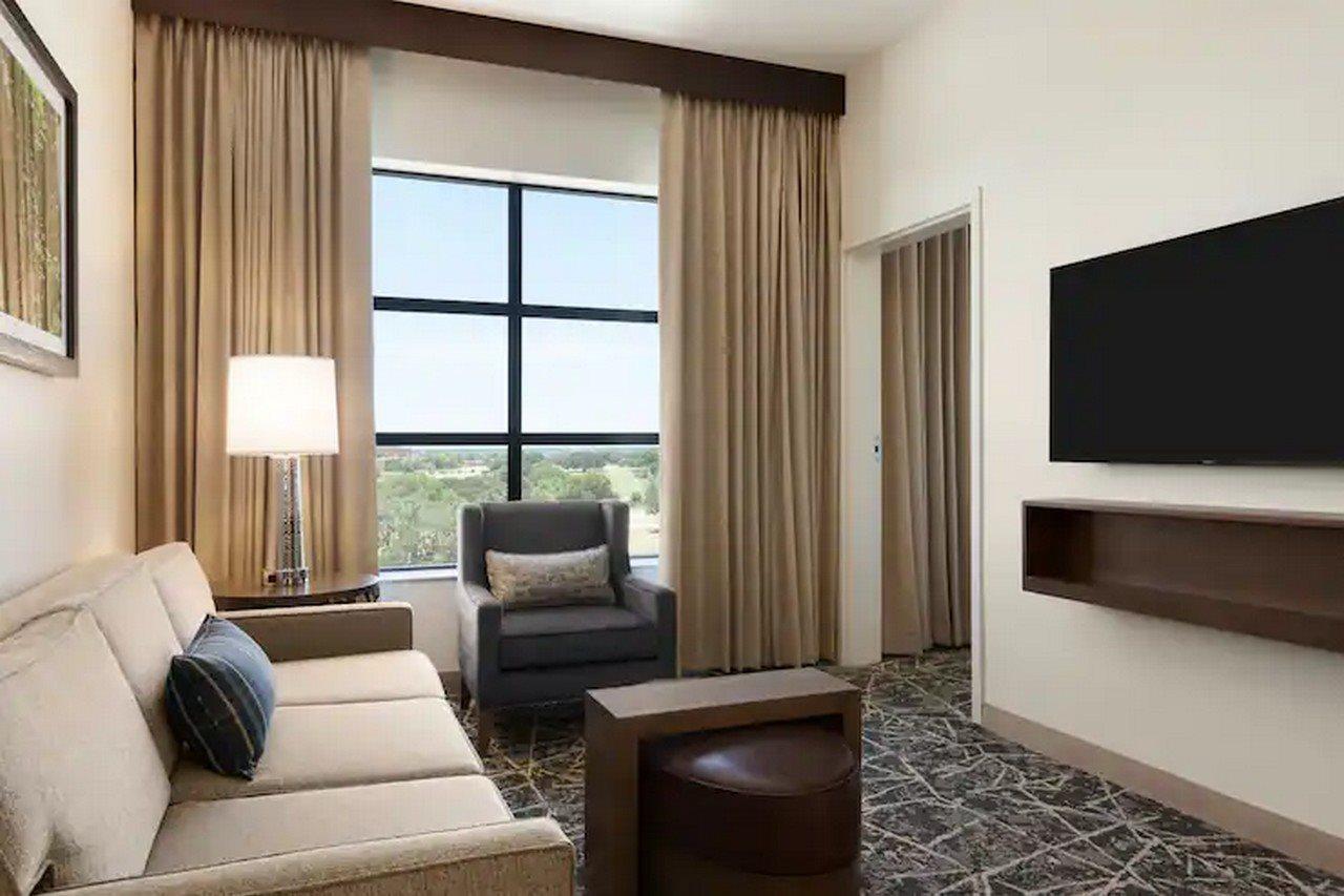 Embassy Suites San Antonio Brooks City Base Hotel & Spa Exterior photo