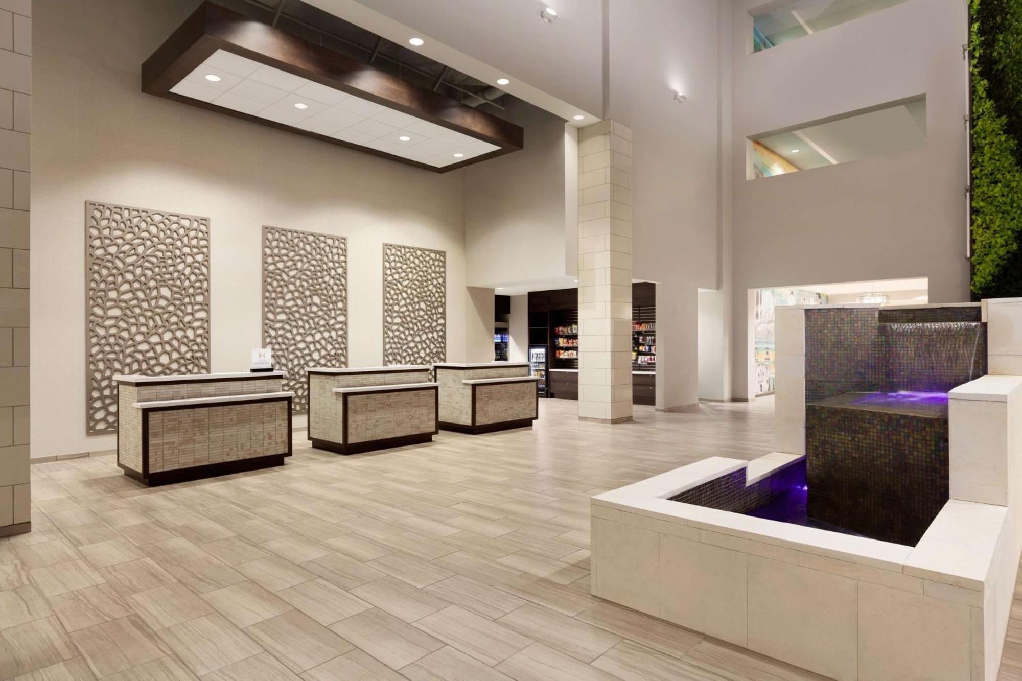 Embassy Suites San Antonio Brooks City Base Hotel & Spa Exterior photo